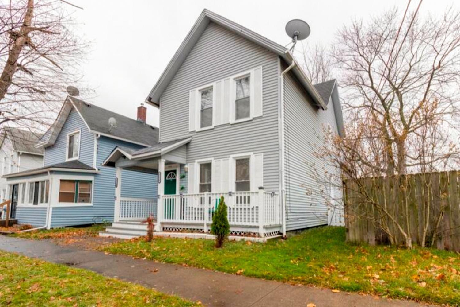 The Tremont Emerald - By Christmas Story House - Historic Charm & Modern Comfort Near Downtown With Parking, 300Mb Wifi & Self Check-In Cleveland Eksteriør bilde