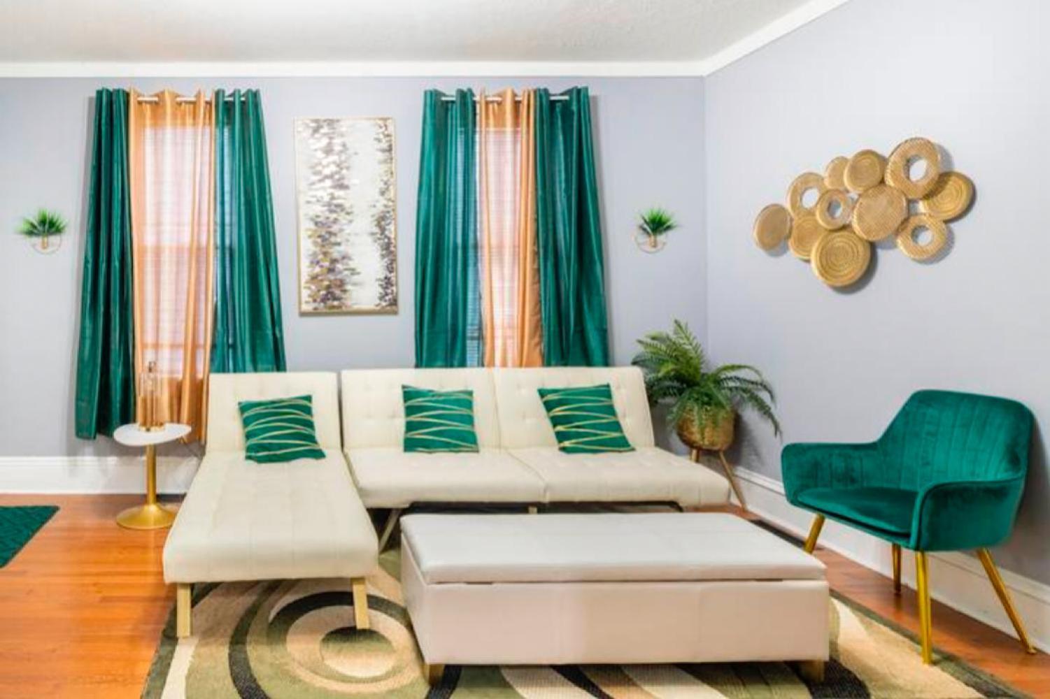 The Tremont Emerald - By Christmas Story House - Historic Charm & Modern Comfort Near Downtown With Parking, 300Mb Wifi & Self Check-In Cleveland Eksteriør bilde